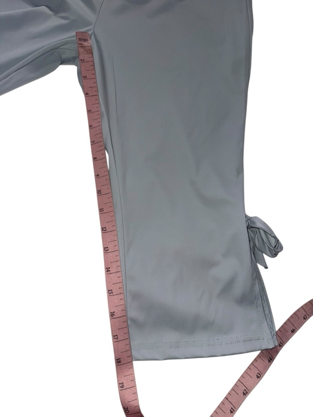 Lioness Coco Capri Light “Smoke” Gray Cropped Bow-Accent Capri Pants Size XL - Picture 8 of 10